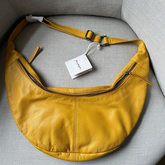 Free People Handbags - NWT Free People Idle Hands Sling Bag